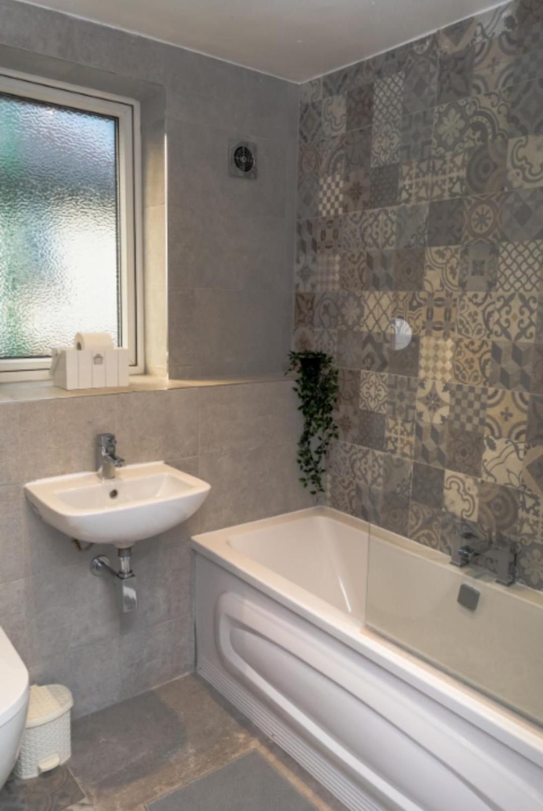Charming York House- Walking Distance To Town Centre Exterior foto